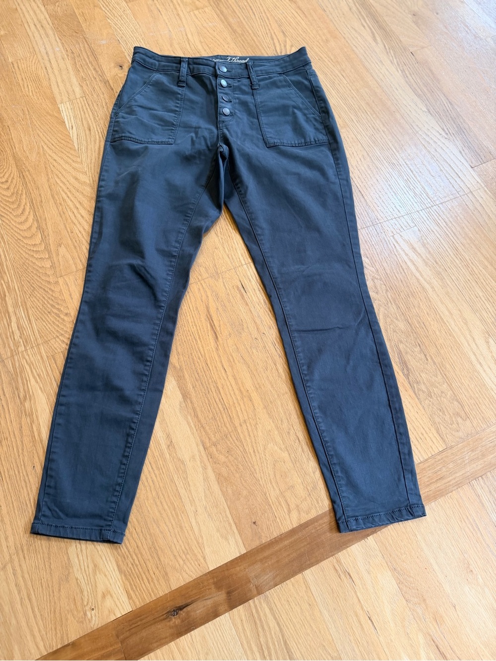 Ladies Size 4/27R "Universal Thread" Green High-Rise Button-Fly Jeans GUC